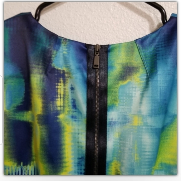 Elie Tahari dress size 4 - Picture 3 of 4